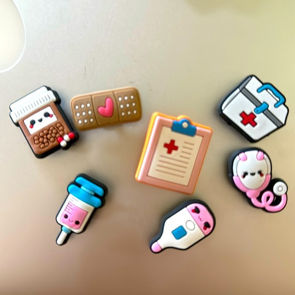 Accessories - Healthcare doctor nurse medical croc charms - 7 pcs